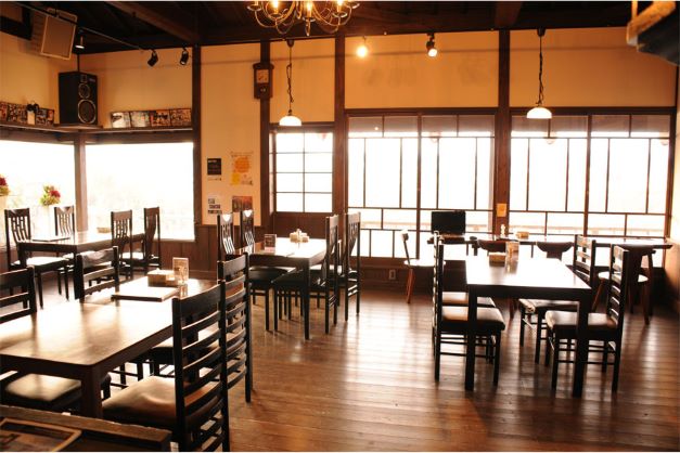 【接客好き必見!!】嬉野町の人気レストランでホールスタッフ♪　(11/19 11:30～14:00)